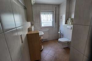 Zentrale Lage Stadtmitte in Reutlingen Eigentumswohnung im 2.Stock eines Mehrfamilienhauses – Kaiserstraße 51, 72764 Reutlingen-Mitte, Reutlingen – Vorschaubild 12