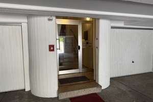 Lichterfelde West - bezugsfreie, modernisierte 2-Zimmer-Wohnung mit Süd-Balkon und Tiefgaragenplatz – Die vollständige Adresse der Immobilie erhältst du vom Anbieter., 12203 Lichterfelde, Berlin – Vorschaubild 11