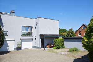 Direkt einziehen und wohlfühlen–Aussergewöhnliche Doppelhaushälfte mit Platz für die große Familie – Die vollständige Adresse der Immobilie erhältst du vom Anbieter., 38446 Neindorf, Wolfsburg – Vorschaubild 2