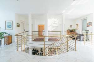 Wohnen und Vermieten in Perfektion – Architektenhaus mit fünf Einheiten und privatem Wellnessbereich – Die vollständige Adresse der Immobilie erhältst du vom Anbieter., 56076 Pfaffendorf, Koblenz – Vorschaubild 3