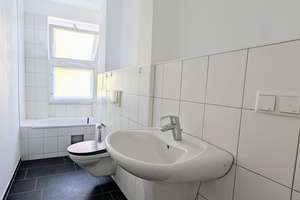 Bezugsfreie renovierte Wohnung am Schloss Charlottenburg – Osnabrücker Straße 23, 10589 Charlottenburg, Berlin – Vorschaubild 9