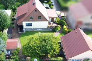 Weixdorf - gepflegtes Einfamilienhaus mit schönem Garten und Ferienhaus – Die vollständige Adresse der Immobilie erhältst du vom Anbieter., 1108 Weixdorf, Dresden – Vorschaubild 1