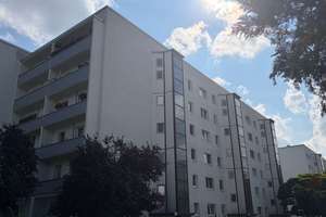 Tolles Familien-Apartment mit offener Küche, Balkon und Wannenbad! – Naumburger Ring 18, 12627 Hellersdorf, Berlin – Vorschaubild 8