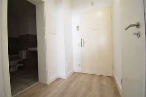 Gute Anbindung! Renoviertes Apartment mit Balkon in Wuppertal – Am Sonnenbrunnen 17, 42327 Elberfeld West, Wuppertal – Vorschaubild 2