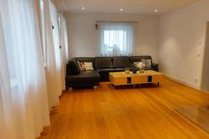 zentral gelegene 5 1/2 Zimmer-Wohnung – Die vollständige Adresse der Immobilie erhältst du vom Anbieter., 86911 Dießen am Ammersee – Vorschaubild 2
