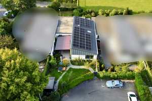 Ulm-Wiblingen: Top-saniertes Bungalow Haus mit PV, Garage, Garten – Ulm – Vorschaubild 1