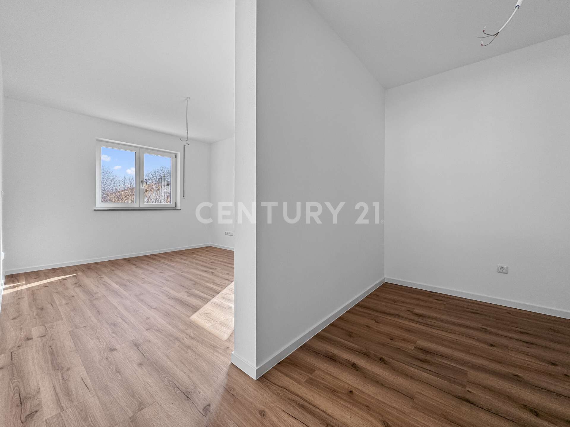 Immobilie in Mintraching - Bezugsfertiger Neubau! Energieeffizientes Einfamilienhaus mit Garten in ruhiger Lage - Bild 7