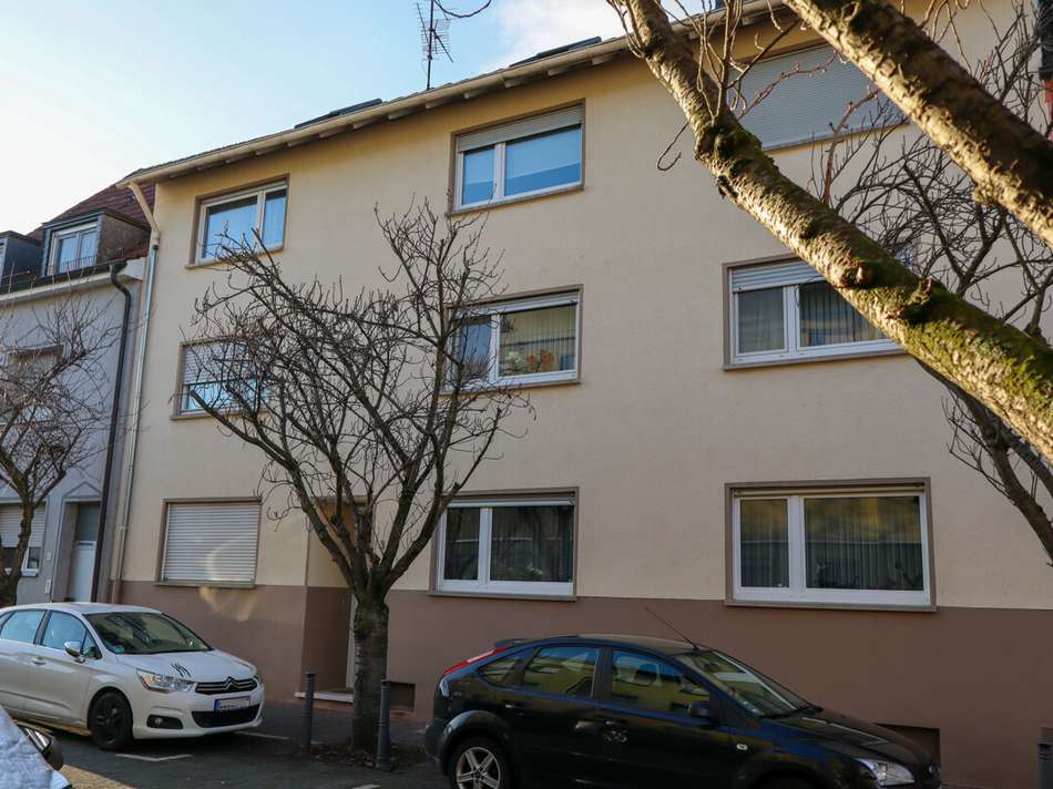 Vorderansicht Gebäude