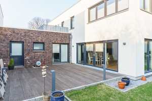 Modern, großzügig und energieeffizient - Einfamilienhaus für gehobene Ansprüche. – Flensburg – Vorschaubild 2