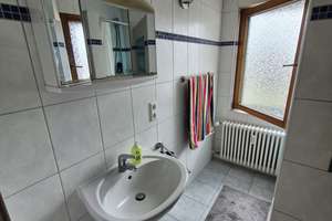 Zweifamilienhaus  (auch als EFH nutzbar) auf großzügigem, sonnigen Eckgrundstück – Holzstraße 50, 88512 Mengen – Vorschaubild 36