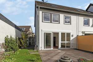 Tausch: Haus gegen Wohnung in Südstadt 