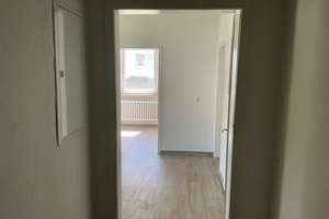 Schöne 2Zi.-EG Wohnung mit Dusche und Balkon, bezugsfertig neu renoviert! – Jacob-Mayer-Str. 6, 44793 Kruppwerke, Bochum – Vorschaubild 9