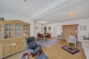 Moderne 3-Zimmer-Komfortwohnung mit EBK, Aufzug & Südloggia am idyllischen Clemensplatz in Fischeln – Die vollständige Adresse der Immobilie erhältst du vom Anbieter., 47807 Fischeln, Krefeld – Vorschaubild 8