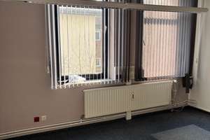 Geräumige Altbauvilla / Mitarbeiterhaus über 4 Etagen zentral in Schleswig – Die vollständige Adresse der Immobilie erhältst du vom Anbieter., 24837 Schleswig – Vorschaubild 8