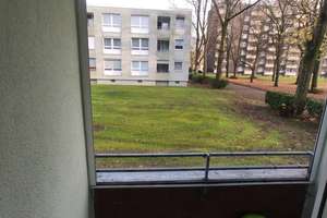 Gepflegte Erdgeschosswohnung mit drei Zimmern sowie Balkon und EBK in Moers – Leipzigerstr. 9, 47441 Asberg, Moers – Vorschaubild 5