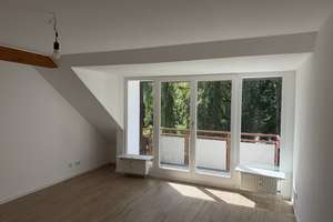 Helle 3-Zi.-DG-Wohnung mit Wohnküche und Südbalkon in Bramfeld – Wiedehopfstieg 33a, 22179 Bramfeld, Hamburg – Vorschaubild 6