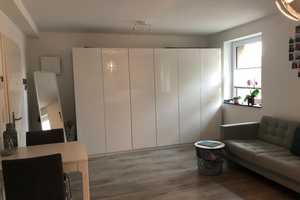 Moderne 1-Zimmer-Hochparterre-Wohnung in Düsseldorf – Düsseldorf – Vorschaubild 1