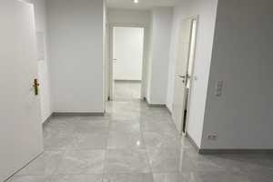 Helle 3-Zimmer Wohnung mit Tageslichtbad in Mannheim Casterfeld – Mannheim – Vorschaubild 1