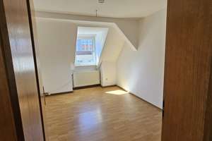 Gemütliche Dachgeschoßwohnung mit 3 Zimmern