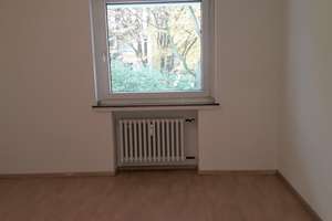 Köln Braunsfeld,  2-Zimmer Wohnung , Küche, Diele, Bad und gr. Südbalkon ( 8m. ) – Elsenborner Str. 25, 50933 Braunsfeld, Köln – Vorschaubild 15