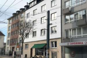 Sanierte 2,5-Zimmer-Wohnung mit Loggia – Erstbezug nach Sanierung direkt auf der Ackerstraße