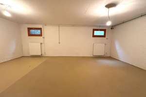 Bezugsfreies Haus mit 250 m² Wohn- und Nutzfläche, 5-7 Zi., Vollkeller, Hobbyraum, Garage und Garten – Die vollständige Adresse der Immobilie erhältst du vom Anbieter., 1156 Gompitz, Dresden – Vorschaubild 18