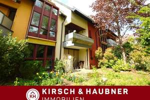 Schönes Wohnen in Top-Lage!
Klasse 2-Zimmer-Wohnung über 2 Etagen!
 Nürnberg - Mögeldorf – Die vollständige Adresse der Immobilie erhältst du vom Anbieter., 90482 Mögeldorf, Nürnberg – Vorschaubild 1