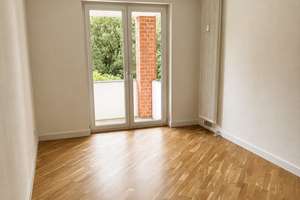Exklusive Maisonette-Wohnung mit Garten und Terrasse - Wohnen wie im eigenen Haus in Hamburg-Sasel – Die vollständige Adresse der Immobilie erhältst du vom Anbieter., 22393 Sasel, Hamburg – Vorschaubild 16
