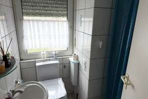 Raum für Ihre Ideen: Einfamilienhaus mit Innenhof, Garagen und Hallenflächen – Die vollständige Adresse der Immobilie erhältst du vom Anbieter., 41334 Nettetal – Vorschaubild 10