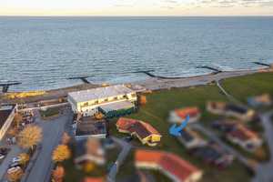 Schönhagen: Renditestarkes Ferienhaus mit 6 Schlafzimmern und saniertem Pool- und Wellnessbereich – Rendsburg-Eckernförde (Kreis) – Vorschaubild 2
