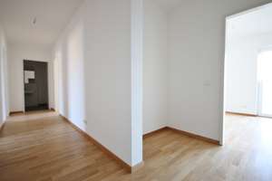 Familienfreundliche 4-Zimmer-Wohnung mit Dachterrasse – Auerberger Mitte 14, 53117 Auerberg, Bonn – Vorschaubild 5