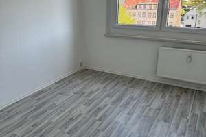 4-Raum Wohnung mit Balkon & Dusche, EBK möglich – Bernsdorfer Str. 162, 9126 Bernsdorf, Chemnitz – Vorschaubild 3