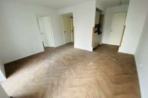 Modernes 2-Raum Apartment direkt in Adlershof mit EBK, Balkon und Abstellkammer!! – Moissistraße 31, 12489 Adlershof, Berlin – Vorschaubild 1