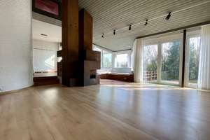 *Provisionsfrei* Außergewöhnliches Zweifamilienhaus im Grünen mit Wintergarten & Design-Kamin – Rosmerthastraße xx, 55126 Finthen, Mainz – Vorschaubild 3