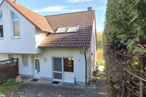 „Natur pur“-Reihenendhaus in herrlich, ruhiger Ortsrandlage gelegen bietet: EBK, Balkon, Garten uvm – Die vollständige Adresse der Immobilie erhältst du vom Anbieter., 65520 Bad Camberg – Vorschaubild 5