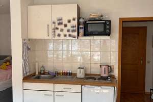 Gemütliche und helle Einraumwohnung in Jena ab 01.09.26  – Am Windknollen 1, 7751 Cospeda, Jena – Vorschaubild 2