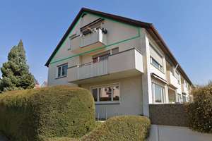  3-Zimmer-Dachgeschoss-Wohnung mit Balkon in Böblingen – Hölderlinstraße 2, 71032 Böblingen – Vorschaubild 2