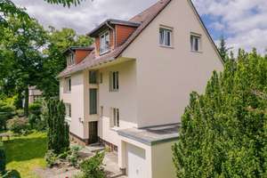 Großzügig wohnen in Dahlem mit eigenem Garten – bezugsfrei & provisionsfrei – Heizung wird erneuert – Die vollständige Adresse der Immobilie erhältst du vom Anbieter., 14195 Dahlem, Berlin – Vorschaubild 3