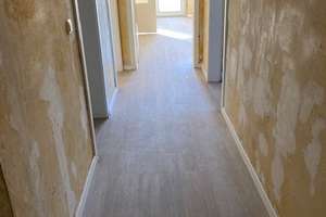 Großzügige, barrierefreie 2-Zimmerwohnung in Krefeld mit neuem Bad und Laminatboden – Dülkener Straße 30, 47804 Benrad-Süd, Krefeld – Vorschaubild 4