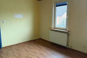Zweifamilienhaus mit Potenzial und Feldblick – Raum Söhlde – Die vollständige Adresse der Immobilie erhältst du vom Anbieter., 31185 Söhlde – Vorschaubild 9