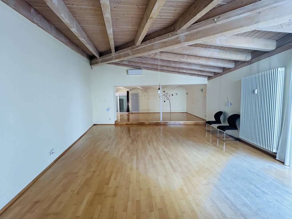 Immobilie in Karben - Ihre Chance - Renditeobjekt mit bis zu 7% mögliche Rendite! ** - Bild 2