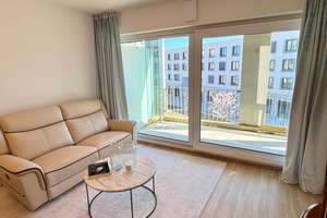 Hochwertig möblierte 2-Zimmer Wohnung, 2. OG, Loggia, Einbauküche, TG, Provisionsfrei – Angela-Molitoris-Platz 1, 81245 Neupasing, München – Vorschaubild 2