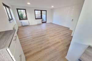 REDUZIERT! Modernisierte 1,5 Zimmer Wohnung direkt am Stadtpark mit Terrasse/Garten