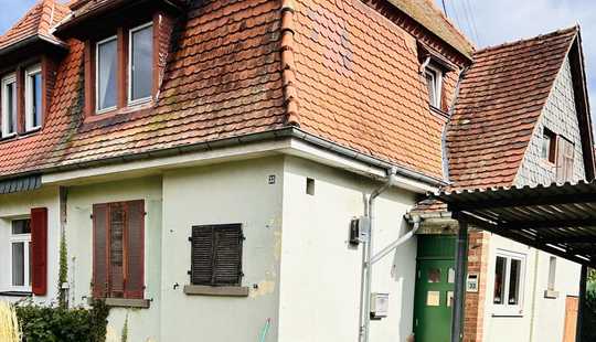 Bild von Kompakte Doppelhaushälfte zum Renovieren in Zeilsheim