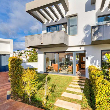 Reihenhaus zum Verkauf in Torreblanca, 3 Schlafzimmer.