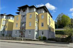 Großzügige 4-Zimmer-Eigentumswohnung mit Garage und barrierefreiem Zugang zu verkaufen