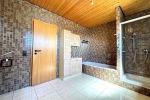 Schönes Architektenhaus mit 5 Schlafzimmern – Raum für Familie, Komfort und Stil – Die vollständige Adresse der Immobilie erhältst du vom Anbieter., 75180 Büchenbronn, Pforzheim – Vorschaubild 6