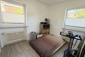 Gepflegte 2-Zimmer-Obergeschosswohnung mit Balkon in der Nähe der Polizeiakademie in Oldenburg – Die vollständige Adresse der Immobilie erhältst du vom Anbieter., 26129 Bloherfelde, Oldenburg (Oldenburg) – Vorschaubild 3