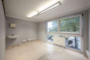 Arbeiten in Bestlage – Ehemalige Praxis mit vielfältigem Nutzungspotenzial direkt am Durlacher Tor – Die vollständige Adresse der Immobilie erhältst du vom Anbieter., 76131 Oststadt, Karlsruhe – Vorschaubild 5