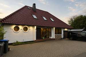 Exklusives Einfamilienhaus mit Wasserzugang, mediterraner Terrasse und Traumgrundstück. Ohne Makler – Die vollständige Adresse der Immobilie erhältst du vom Anbieter., 25348 Blomesche Wildnis – Vorschaubild 2